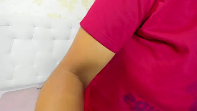 MELINAMARTINS online show from 9, 1, 2026