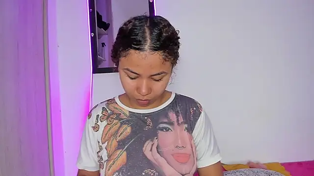 MELINAMARTINS online show from 8, 5, 2026