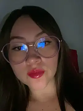 Snapshot of ValentinaOrtiz3 chatting on 4, 3, 2025 ValentinaOrtiz3 online show from 4, 3, 2025