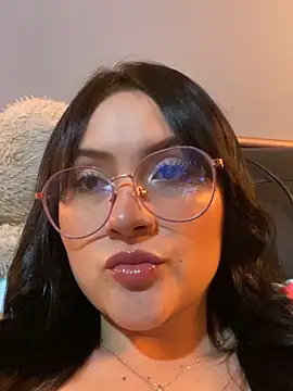 Snapshot of ValentinaOrtiz3 chatting on 19, 9, 2025 ValentinaOrtiz3 online show from 19, 9, 2025