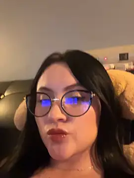 ValentinaOrtiz3 online show from 3, 2, 2026