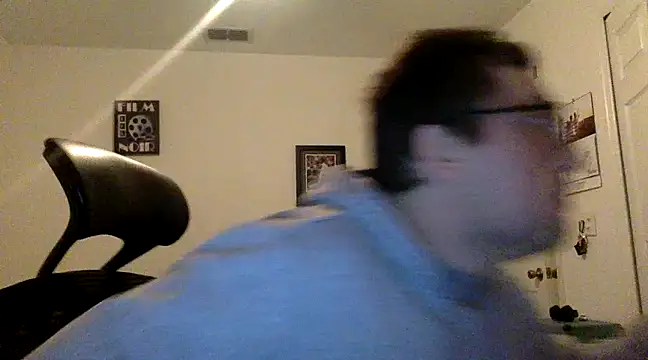 Snapshot of Milflover96 chatting on 14, 2, 2025 Milflover96 online show from 14, 2, 2025