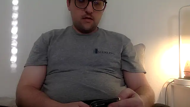 Snapshot of Milflover96 chatting on 17, 2, 2025 Milflover96 online show from 17, 2, 2025