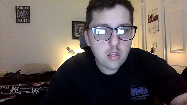 Snapshot of Milflover96 chatting on 19, 2, 2025 Milflover96 online show from 19, 2, 2025