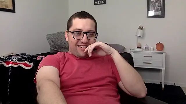 Snapshot of Milflover96 chatting on 5, 3, 2025 Milflover96 online show from 5, 3, 2025