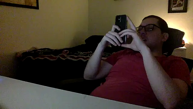 Snapshot of Milflover96 chatting on 6, 3, 2025 Milflover96 online show from 6, 3, 2025