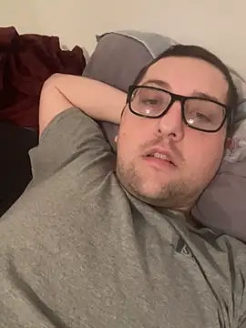 Snapshot of Milflover96 chatting on 7, 3, 2025 Milflover96 online show from 7, 3, 2025