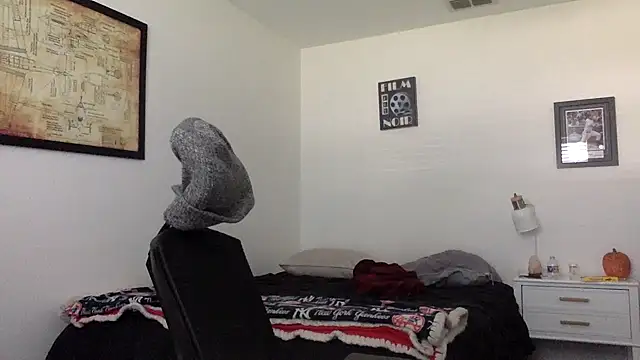 Snapshot of Milflover96 chatting on 7, 3, 2025 Milflover96 online show from 7, 3, 2025