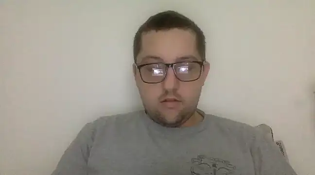 Snapshot of Milflover96 chatting on 8, 3, 2025 Milflover96 online show from 8, 3, 2025