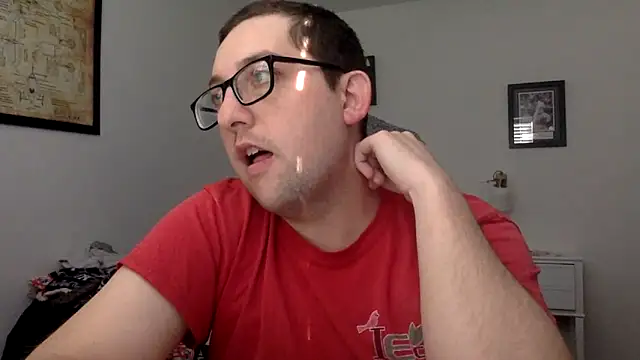 Snapshot of Milflover96 chatting on 10, 3, 2025 Milflover96 online show from 10, 3, 2025