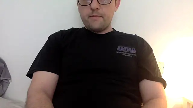 Snapshot of Milflover96 chatting on 11, 3, 2025 Milflover96 online show from 11, 3, 2025