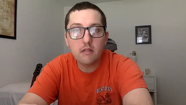 Snapshot of Milflover96 chatting on 14, 3, 2025 Milflover96 online show from 14, 3, 2025