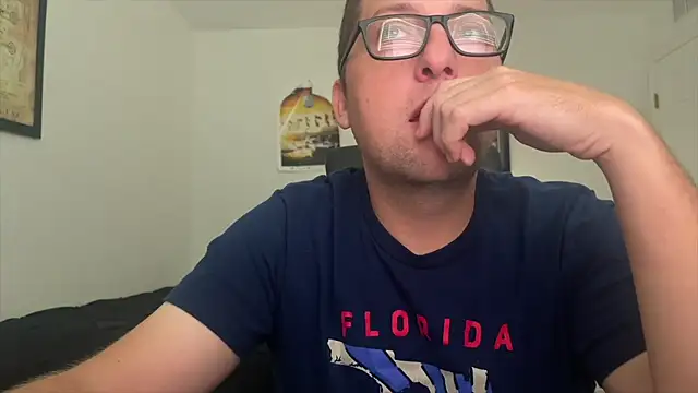 Snapshot of Milflover96 chatting on 19, 9, 2025 Milflover96 online show from 19, 9, 2025