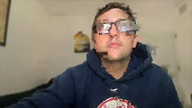 Snapshot of Milflover96 chatting on 7, 10, 2025 Milflover96 online show from 7, 10, 2025