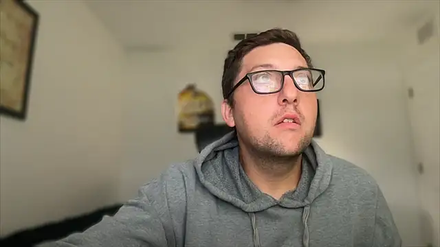 Snapshot of Milflover96 chatting on 10, 10, 2025 Milflover96 online show from 10, 10, 2025