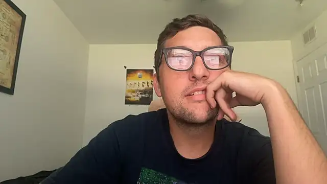 Snapshot of Milflover96 chatting on 29, 10, 2025 Milflover96 online show from 29, 10, 2025