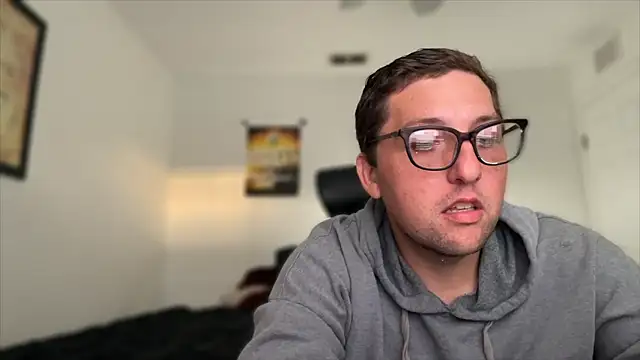 Snapshot of Milflover96 chatting on 4, 11, 2025 Milflover96 online show from 4, 11, 2025