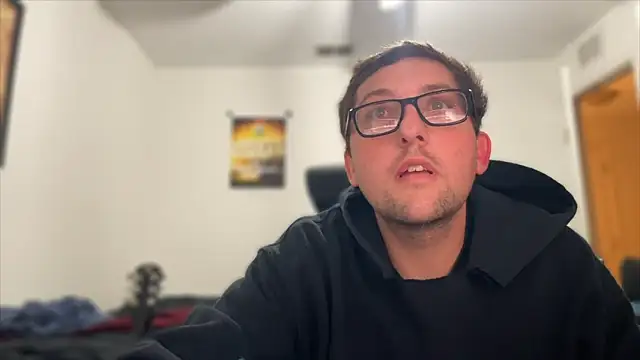 Snapshot of Milflover96 chatting on 15, 12, 2025 Milflover96 online show from 15, 12, 2025