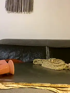 BRUNEETBARBU online show from 23, 10, 2025