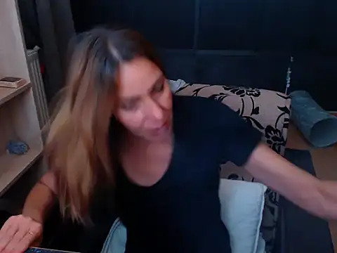 Snapshot of hannaha chatting on 3, 8, 2026 hannaha online show from 3, 8, 2026