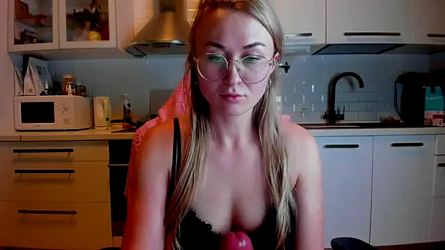 your Goddess Eva online show from 27, 10, 2025