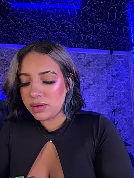 Snapshot of Scarlett-LS chatting on 10, 7, 2026 Scarlett-LS online show from 10, 7, 2026