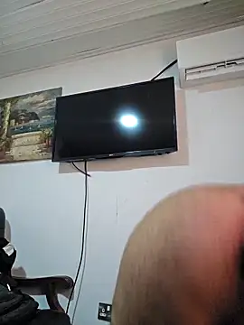 Snapshot of cuckold123 chatting on 14, 2, 2026 cuckold123 online show from 14, 2, 2026