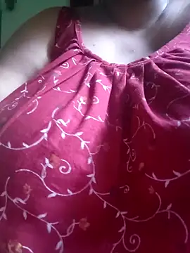 Snapshot of Lizza_boudi chatting on 9, 9, 2025 Lizza boudi online show from 9, 9, 2025