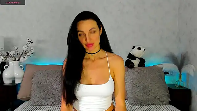 Snapshot of Tina_Mart chatting on 28, 6, 2026 Tina Mart online show from 28, 6, 2026