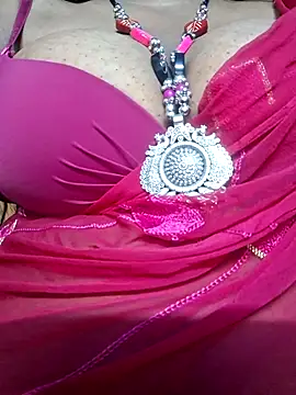 Snapshot of SX-JUHI chatting on 19, 10, 2025 SX-JUHI online show from 19, 10, 2025