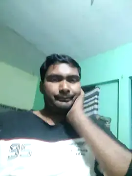 ccuteboyyyy online show from 1, 3, 2025