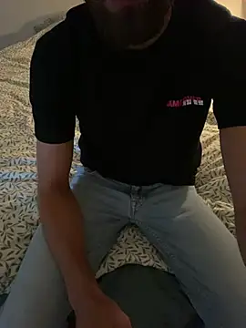 Snapshot of harpeur93 chatting on 18, 2, 2025 harpeur93 online show from 18, 2, 2025