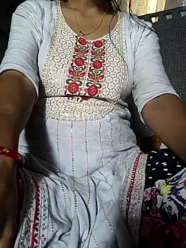 Snapshot of lovely----bhabhi chatting on 18, 12, 2025 lovely----bhabhi online show from 18, 12, 2025