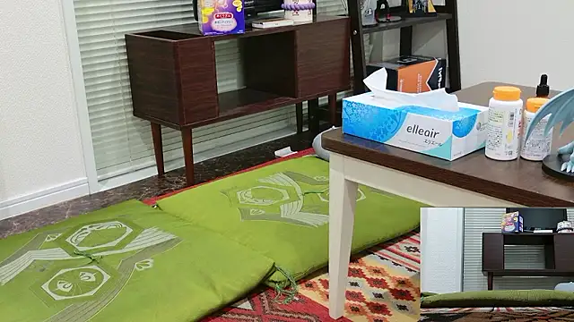 Snapshot of YARASERO-kun chatting on 8, 2, 2026 YARASERO-kun online show from 8, 2, 2026