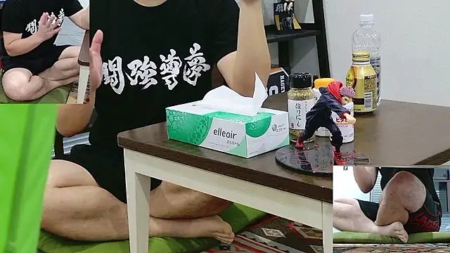 Snapshot of YARASERO-kun chatting on 16, 2, 2026 YARASERO-kun online show from 16, 2, 2026