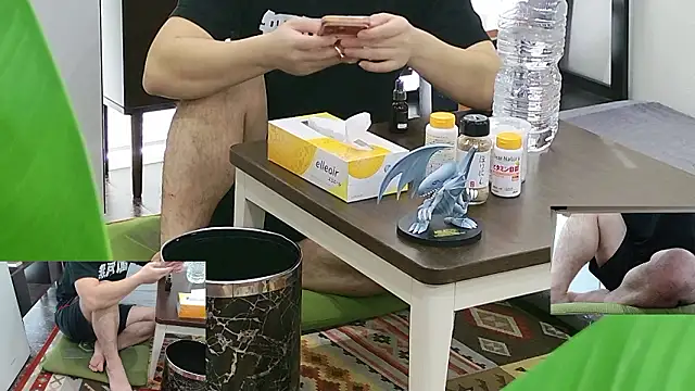 Snapshot of YARASERO-kun chatting on 1, 3, 2026 YARASERO-kun online show from 1, 3, 2026