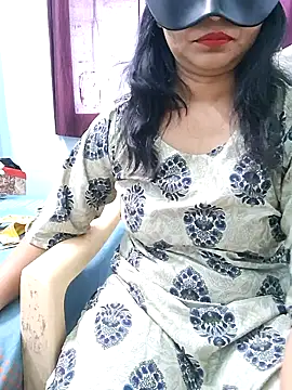 Jassi Does online show from 5, 3, 2025