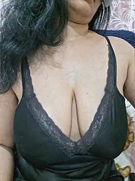 Jassi Does online show from 9, 6, 2026