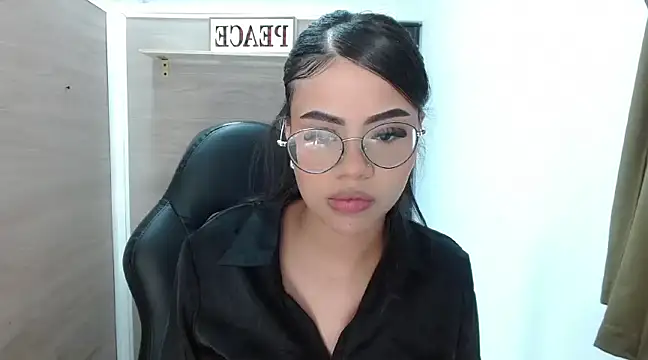 Sussan love01 online show from 18, 2, 2025