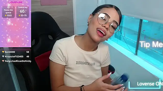 Sussan love01 online show from 5, 3, 2025