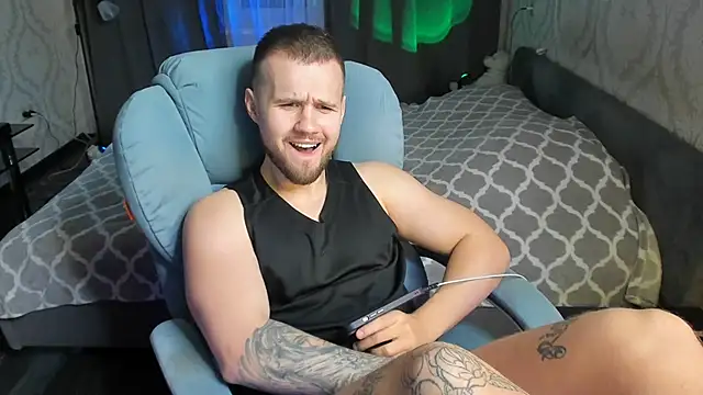 Vladik b online show from 3, 3, 2025