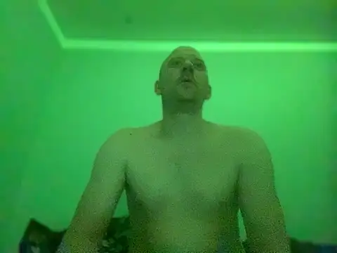 Snapshot of Krzysiekg123 chatting on 23, 2, 2025 Krzysiekg123 online show from 23, 2, 2025