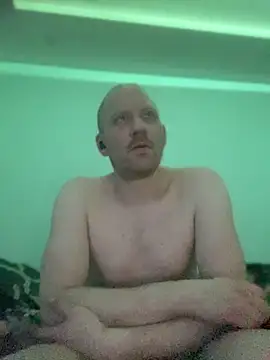 Snapshot of Krzysiekg123 chatting on 1, 3, 2025 Krzysiekg123 online show from 1, 3, 2025