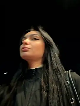 Snapshot of lunalovelee chatting on 15, 9, 2025 lunalovelee online show from 15, 9, 2025