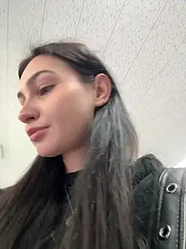 Snapshot of lunalovelee chatting on 28, 9, 2025 lunalovelee online show from 28, 9, 2025