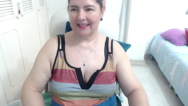 leonela 69 online show from 15, 4, 2026