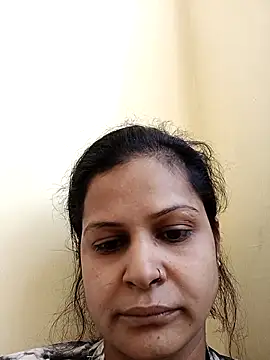 Snapshot of CHOTl-CHUT chatting on 14, 2, 2025 CHOTl-CHUT online show from 14, 2, 2025