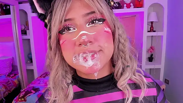 miss   megan online show from 24, 3, 2026