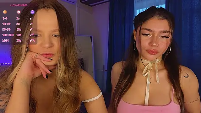 Snapshot of Caroline__Brown chatting on 8, 3, 2026 Caroline Brown online show from 8, 3, 2026