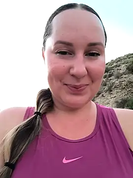 Mona Plus online show from 11, 9, 2025